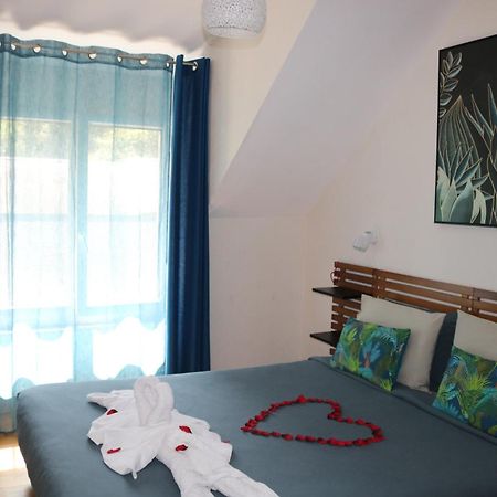 L'Autre Monde Chambres D'Hotes (Adults Only) Faverolles  Bagian luar foto